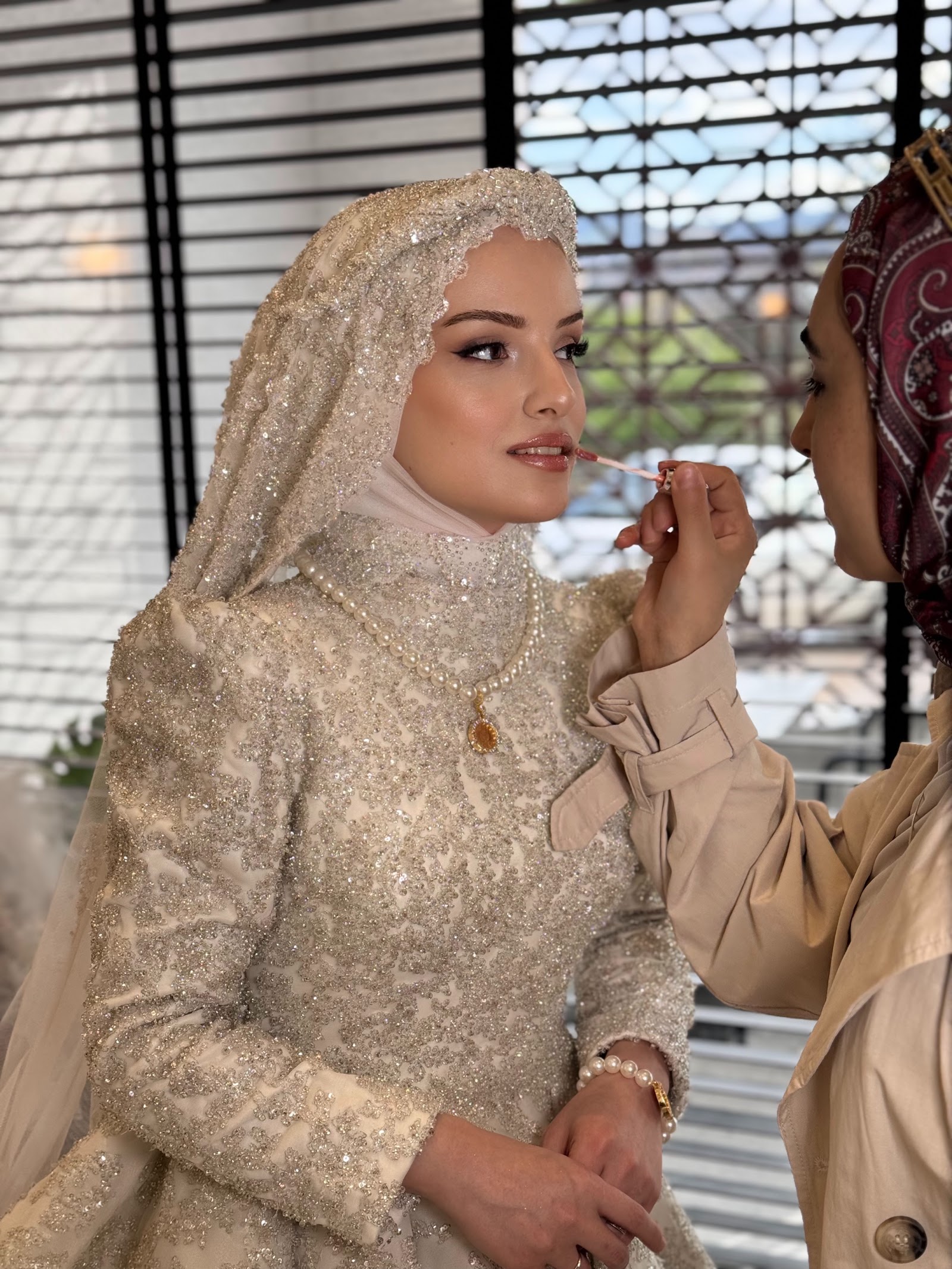 BÜŞRA ZENGİN MAKEUP STUDİO