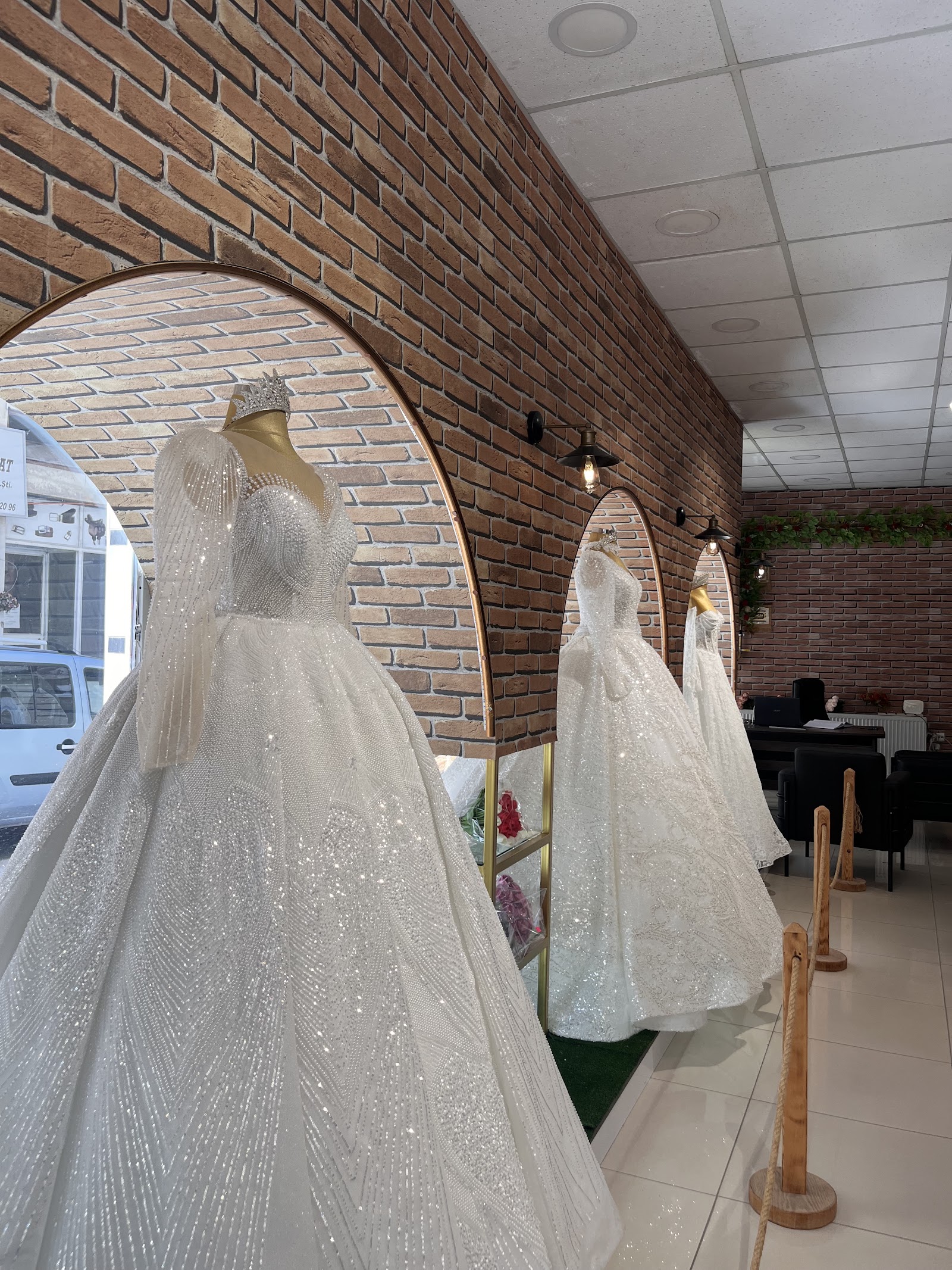Tokat Pınar Gelinlik